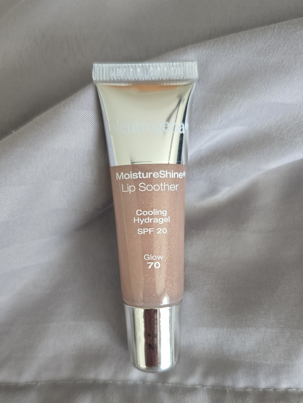 8/29 neutrogena lip